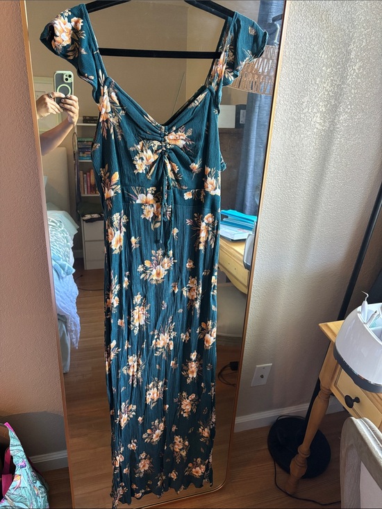 Xhilaration Dresses & Skirts - Green Floral Maxi Dress with Peach Blooms
